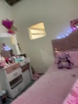 Miakittyyy online show from 04/13/26, 02:32