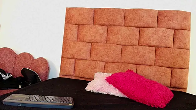 Mia Nasty Dirty online show from 04/11/26, 08:45