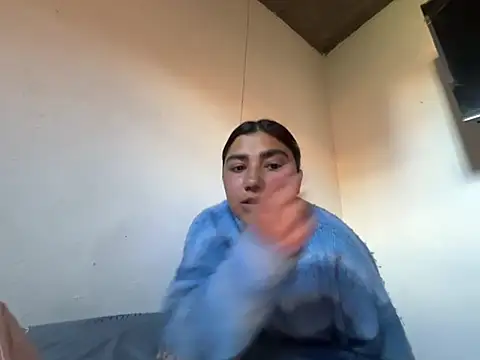 lucyheart 8 online show from 06/11/26, 09:23