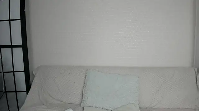 Snapshot of missallydoll chatting on 05/28/26, 11:05 missallydoll online show from 05/28/26, 11:05