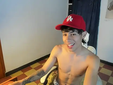 orrduz06 online show from 04/13/26, 02:04