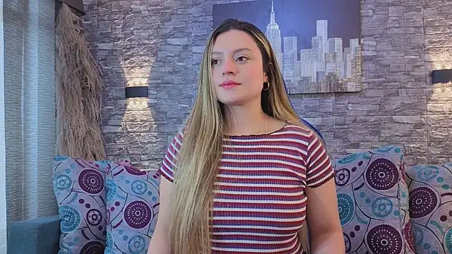 Snapshot of giigii_hadidd chatting on 04/11/26, 07:39 giigii hadidd online show from 04/11/26, 07:39