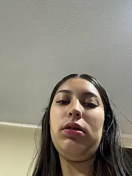 Lucyfer-fire online show from 04/24/26, 11:45