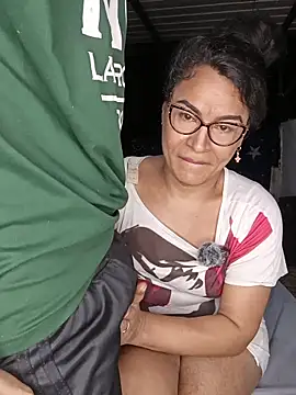 zamara and erik online show from 04/15/26, 01:44