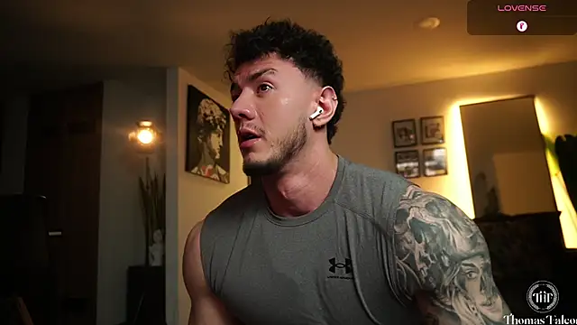 Thomas Falcon1 online show from 04/18/26, 01:19