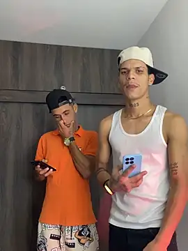 sintabusexo01 online show from 04/10/26, 04:08