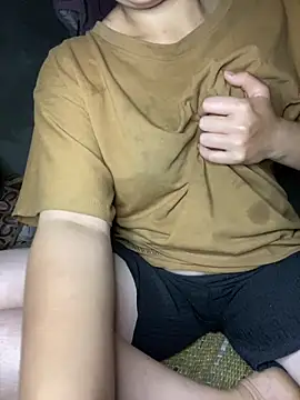 Snapshot of MisuSmile chatting on 04/14/26, 11:43 MisuSmile online show from 04/14/26, 11:43