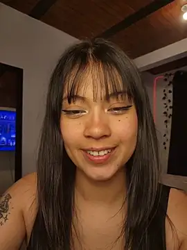 Snapshot of NefertitiXO chatting on 07/01/26, 10:54 NefertitiXO online show from 07/01/26, 10:54