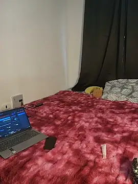 Snapshot of NefertitiXO chatting on 04/14/26, 11:26 NefertitiXO online show from 04/14/26, 11:26