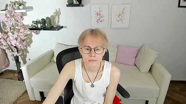 Liam Blair online show from 04/14/26, 05:34