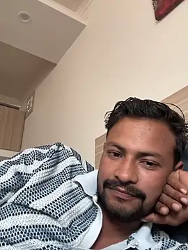 Snapshot of newdelhiBOY_ chatting on 05/31/26, 09:15 newdelhiBOY online show from 05/31/26, 09:15