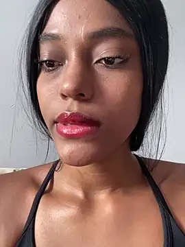 Brunette  Hot XXX online show from 04/20/26, 09:05