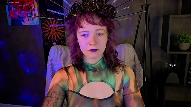 Snapshot of Ricki_Bloom chatting on 07/18/26, 01:03 Ricki Bloom online show from 07/18/26, 01:03