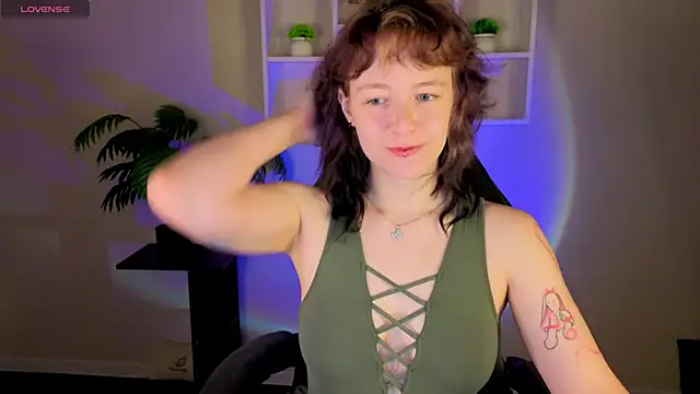 Ricki Bloom online show from 05/09/26, 01:09
