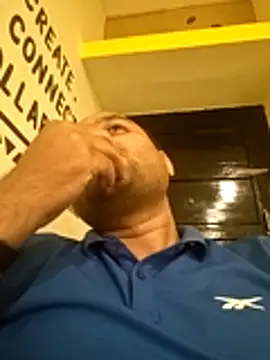 Snapshot of thenudemale chatting on 06/11/26, 04:48 thenudemale online show from 06/11/26, 04:48