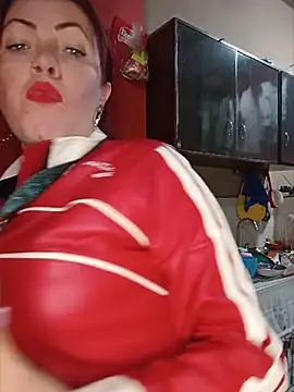 carolinhe26 online show from 05/22/26, 04:16