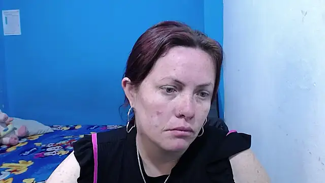 carolinhe26 online show from 07/09/26, 09:14