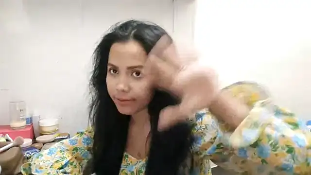 Snapshot of LiliyanaS chatting on 04/11/26, 07:45 LiliyanaS online show from 04/11/26, 07:45