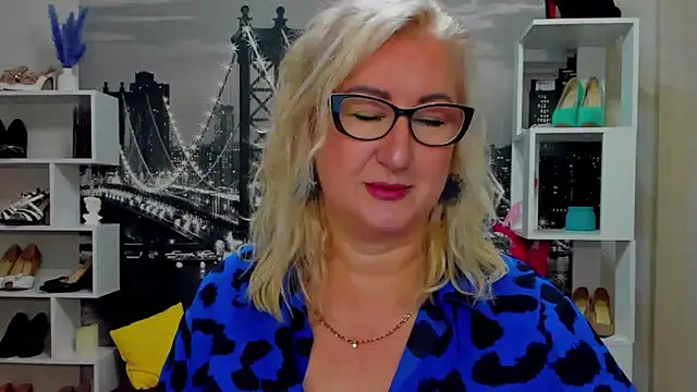 DianaFrances online show from 05/13/26, 07:48
