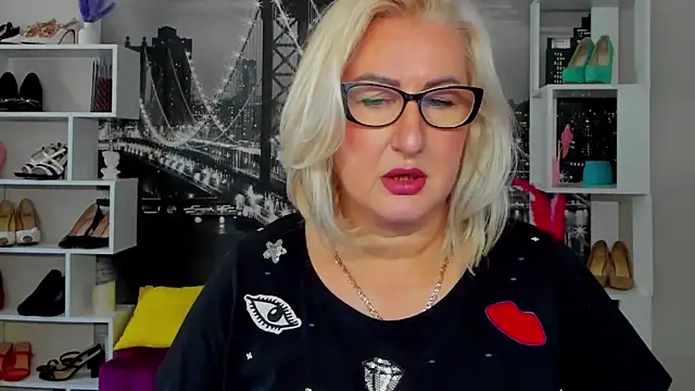 DianaFrances online show from 05/16/26, 10:36