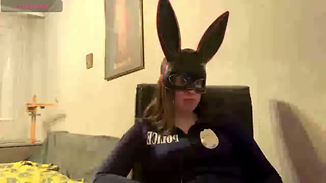 Snapshot of Rachel_Charm chatting on 04/15/26, 07:58 Rachel Charm online show from 04/15/26, 07:58