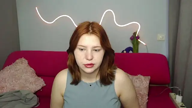 Snapshot of TeonaJ chatting on 04/13/26, 04:49 TeonaJ online show from 04/13/26, 04:49