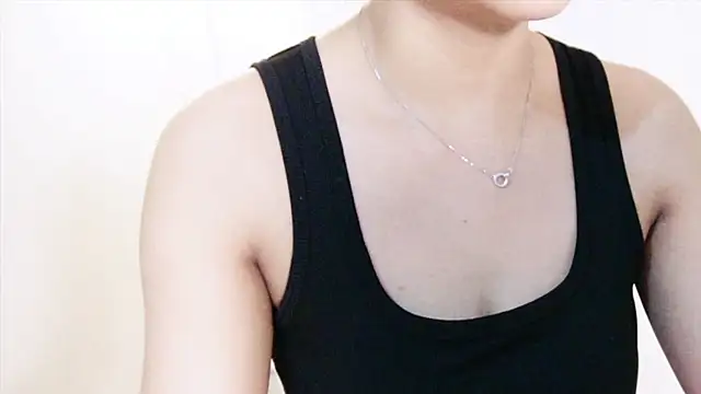 Snapshot of Chan_Chann chatting on 04/15/26, 01:22 Chan Chann online show from 04/15/26, 01:22