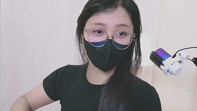 Chan Chann online show from 04/19/26, 02:12