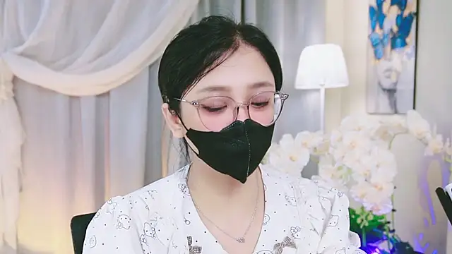 Chan Chann online show from 06/11/26, 02:25