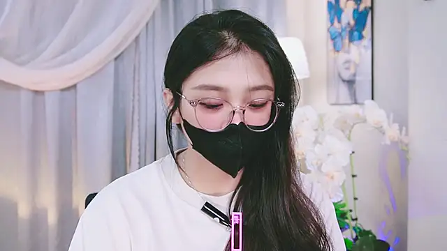 Chan Chann online show from 06/15/26, 07:52