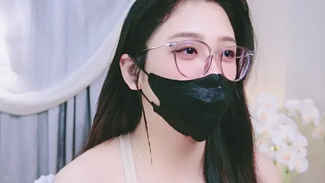 Chan Chann online show from 05/16/26, 01:37