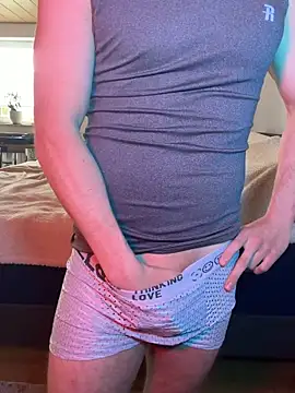 Snapshot of Harry_Tiger chatting on 04/12/26, 03:48 Harry Tiger online show from 04/12/26, 03:48