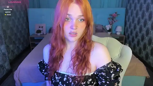 Emilly Hiil online show from 07/04/26, 01:23