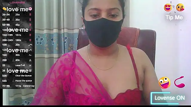 Snapshot of zareen_approach chatting on 07/12/26, 06:09 zareen approach online show from 07/12/26, 06:09