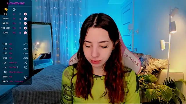 CharliGrace  online show from 05/15/26, 08:12