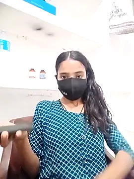 Riya cum66 online show from 05/17/26, 06:19