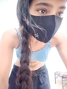 Snapshot of Riya_cum66 chatting on 04/14/26, 05:23 Riya cum66 online show from 04/14/26, 05:23