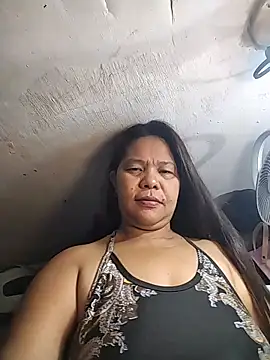Snapshot of FILIPINAPUSSYPINAY chatting on 05/15/26, 05:05 FILIPINAPUSSYPINAY online show from 05/15/26, 05:05