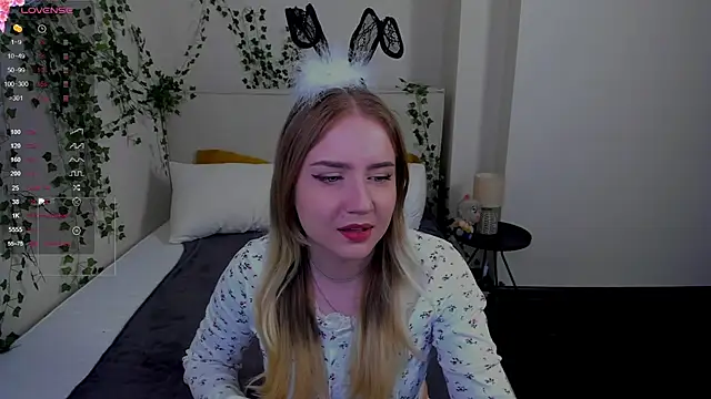 Snapshot of Liacandy_ chatting on 06/22/26, 01:55 Liacandy online show from 06/22/26, 01:55