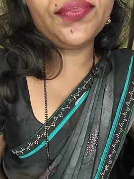 Snapshot of ur_love_kannada1 chatting on 07/10/26, 05:35 ur love kannada1 online show from 07/10/26, 05:35