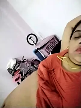 hotsilk21 online show from 04/23/26, 06:09