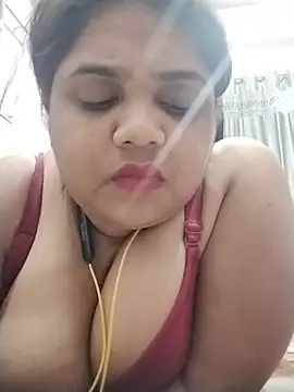 hotsilk21 online show from 06/19/26, 08:36