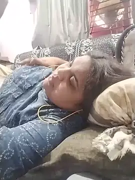 hotsilk21 online show from 05/13/26, 10:33