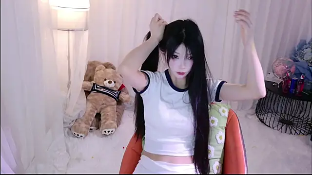 Snapshot of Zoe-001 chatting on 06/12/26, 02:15 Zoe-001 online show from 06/12/26, 02:15