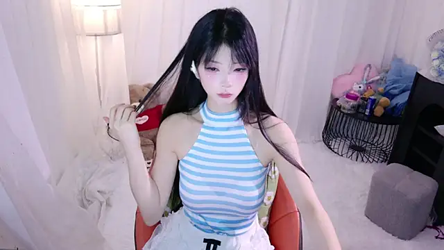Zoe-001 online show from 05/19/26, 02:02