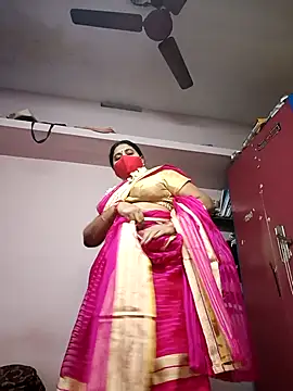 Snapshot of Tamilaunty35 chatting on 05/12/26, 03:07 Tamilaunty35 online show from 05/12/26, 03:07