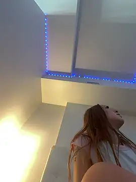 Sapphirelustxo online show from 04/27/26, 08:18