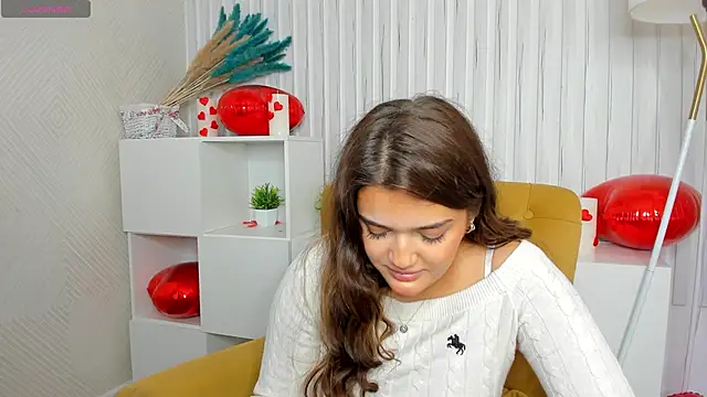 Aisha Tiffany online show from 06/02/26, 10:43