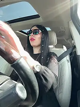 Snapshot of Alenka_ki chatting on 04/14/26, 07:35 Alenka ki online show from 04/14/26, 07:35