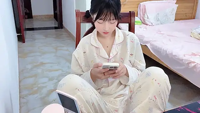 Kaixin-baobao online show from 04/18/26, 10:50